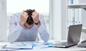 Dificuldades financeiras na gestão de seu negócio: Identificando e superando